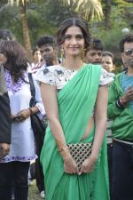 Sonam Kapoor at the launch of Andheri Wassup fest in Andheri, Mumbai on 7th March 2012 (8).JPG